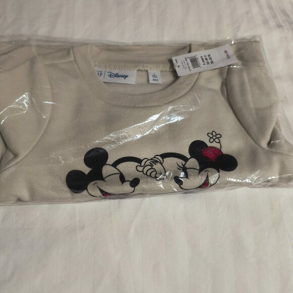 NEW Disney Mickey Sweatshirt GAP Size 2T - Picture 2 of 2